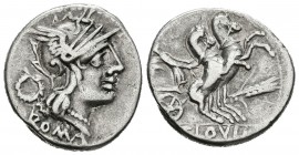 GENS CLOULIA. Denario. (Ar. 3,82g/19mm). 128 a.C. Roma. (FFC 572; Crawford 260/1). Anv: Cabeza de Roma a derecha, detrás corona de laurel, debajo leye...