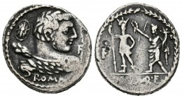 GENS CORNELIA. Denario. (Ar. 3,89g/20mm). 100 a.C. Norte de Italia. (FFC 618; Crawford 329/1b). Anv: Busto con maza en el hombro de Hércules a derecha...