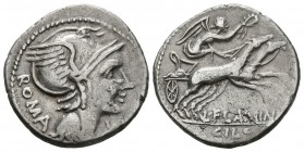 GENS FLAMINIA. Denario. (Ar. 3,86g/20mm). 109-108 a.C. Norte de Italia. (FFC 708; Crawford 302/1). Anv: Cabeza de Roma a derecha, delante X, detrás le...