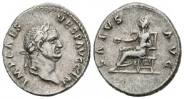VESPASIANO. Denario. (Ar. 3,62g/20mm). 73 d.C. Roma. (RIC 513). Anv: Busto laureado de Vespasiano a derecha, alrededor leyenda: IMP CAES VESP AVG CEN....