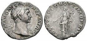 TRAJANO. Denario. (Ar. 2,93g/19mm). 108-109 d.C. Roma. (RIC 121). Anv: Busto laureado de Trajano a derecha con drapeado ligero en hombro izquierdo, al...