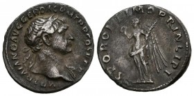 TRAJANO. Denario. (Ar. 2,86g/19mm). 107 d.C. Roma. (RIC 193). Anv: Busto laureado de Trajano a derecha con ligero drapeado sobre hombro izquierdo, alr...