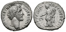 ANTONINO PIO. Denario. (Ar. 2,44g/18mm). 138 d.C. Roma. (RIC 10). Anv: Busto de Antonino Pío a derecha, alrededor leyenda: IMP T AEL CAES HADRI ANTONI...