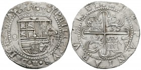 FELIPE II (1556-1598). 8 Reales. (Ar. 27,46g/38mm). S/D (antes de 1588). Sevilla. (Cal-2019-720). EBC-/EBC. Hoja en anverso. Precioso ejemplar.