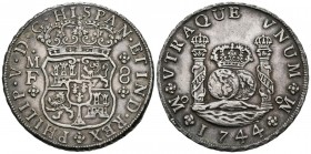 FELIPE V (1700-1746). 8 Reales. (Ar. 26,97g/39mm). 1744. México. MF. (Cal-2019-1466). EBC-. Bonita pátina.