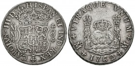 CARLOS III ( 1759-1788). 8 Reales. (Ar. 26,79g/38mm). 1762.México. MM. (Cal-2019-1080). Cruz entre H e I. MBC+/MBC.