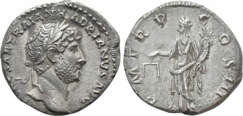 HADRIAN (117-138). Denarius. Rome. 

Obv: IMP CAESAR TRAIAN HADRIANVS AVG. 
L...