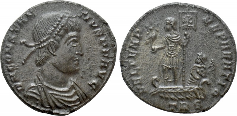 CONSTANTIUS II (337-361). Ae. Treveri. 

Obv: D N CONSTANTIVS P F AVG. 
Diade...