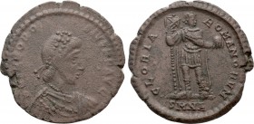 THEODOSIUS I (379-395). Follis. Nicomedia