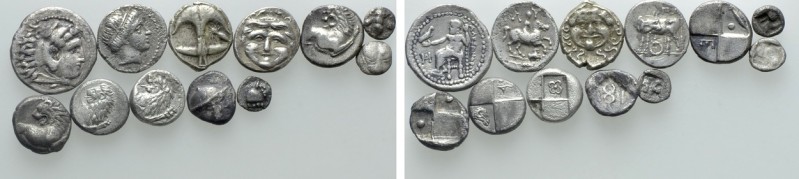 12 Greek Coins. 

Obv: .
Rev: .

. 

Condition: See picture.

Weight: g...