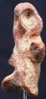 Egypte - Prédynastique - Statuette en terre cuite
Rare représentation d'une idole en terre cuite d'époque prédynastique de couleur rouge flammée comp...