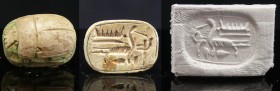 Egypte - Basse époque - Scarabée en calcite - 664 / 332 av. J.-C. (26ème-30ème dynastie)
Beau et important scarabée en calcite de couleur beige repré...