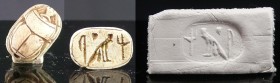 Egypte - Basse époque - Scarabée en calcite - 664 / 332 av. J.-C. (26ème-30ème dynastie)
Beau scarabée en calcite de couleur beige orné de quatre hyé...