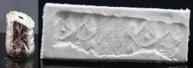 Mésopotamie - Sceau cylindre en pierre noire - 2500 / 2000 av. J-C.
Sceau cylindre en pierre noire orné d'une représentation de Gilgamesh et Endiku c...