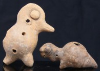 Précolombien - Equateur - Lot de 2 animaux en terre cuite - 500 / 1500 ap. J.-C.
Lot de deux animaux en terre cuite représentant une tortue et un ois...