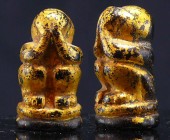 Asie du sud est - Singe en bois doré - 1800 / 1900 ap. J.-C.
Petite représentation d'un singe assis en bois doré, les mains devant la bouche. 35 * 15...