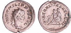 Philippe II - Antoninien (247, Rome) - La Paix
A/ IMP PHILIPPVS AVG Buste radié à droite. 
R/ LIBERALITAS AVGG III. Philippe père et son fils, assis...