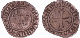 Charles VI (1380-1422) - Double tournois - 1ère émission à l'O rond
A/ + KAROLVS FRANCORV REX. Troix lis posés aux 2ème et 1er cantons. 
R/ MON ETA ...