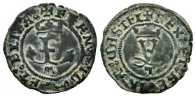 Catholic Kings (1474-1504). Blanca. Toledo. (Cal-53). Anv.: + FERNANDVS : ET : ELISA : . Rev.: + REX : ET : REGINA : CASTEL. Ae. 1,03 g. Choice VF. Es...
