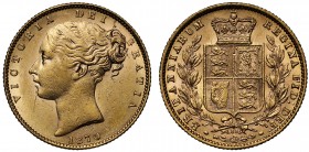 AU58 Victoria (1837-1901), gold Sovereign, 1870, die number 82 on reverse, young head facing left, date below, W.W. raised on truncation for engraver ...