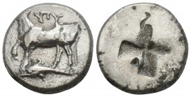 Greek 
THRACE. Byzantium. Ca. 350-300 BC. AR siglos 5.2gr 17.5mm
 ΠY, bull standing left on dolphin left, right foreleg raised / Quadripartite incuse ...