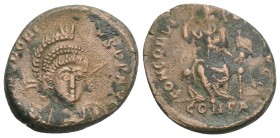 Roman Imperial
Honorius AD 393-423. Constantinople Follis Æ 2.9gr. 18mm