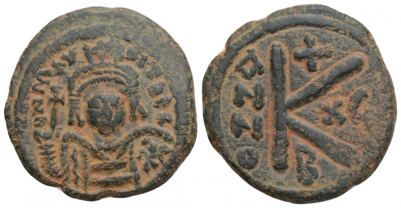 Byzantine
 Maurice Tiberius (582-602). Æ 20 Nummi. Constantinople 5.4gr 22.8mm