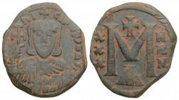 Byzantine 
Nicephorus I. 802-811. AE follis. Constantinople mint. 4.3gr 22.7mm
 NICIFOR' BAS, crowned bust facing with short beard, wearing chlamys, h...