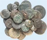 GRIECHISCHE MÜNZEN. THRAKIEN. 
Lot von 34 Stück: Bronzen. Thrakien, Bosporus, Pontus und Nachbarregionen. meist s, einige besser