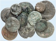 GRIECHISCHE MÜNZEN. TROAS UND AIOLIS. 
Lot von 12 Stück: Bronzen. Alexandreia, Skepsis, Kyme (5x), Myrina, Temnos und Elaia. s - ss, ss