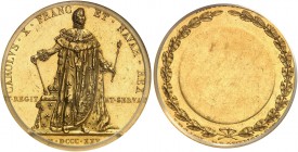 EUROPA. FRANKREICH. - Königreich. Charles X., 1824-1830. 
Goldmedaille 1825 (von F. Gayrard, 75,1 g), auf die Krönung. Stehender König im Krönungsorn...