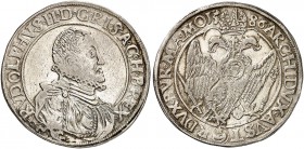 Rudolph II., 1576-1612. 
Taler 1586, Joachimstal. Dav. 8076, Voglh. 98 / I, Dietiker 373 winz. Hksp., Felder l. geglättet, ss
