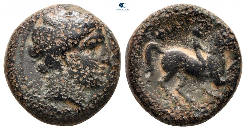 Kings of Macedon. Uncertain mint. Philip II of Macedon 359-336 BC. 
Bronze Æ
...