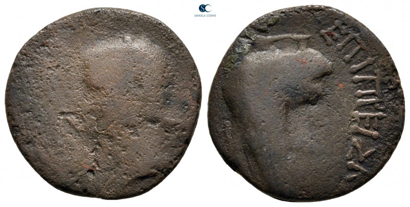 Galatia. Koinon of Galatia. Tiberius AD 14-37. 
Bronze Æ

21 mm, 5,20 g


...