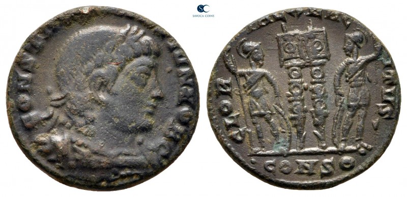 Constantine II, as Caesar AD 317-337. Constantinople
Follis Æ

17 mm, 2,31 g...