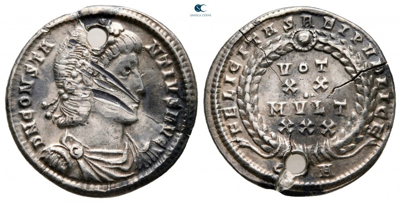 Constantius II AD 337-361. Constantinople
Siliqua AR

20 mm, 2,98 g



ve...