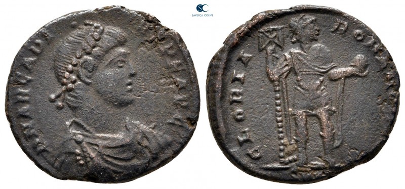 Arcadius AD 383-408. Cyzicus
Follis Æ

21 mm, 4,22 g



very fine