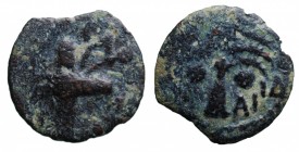 Procuratore Antonius Felix, coniata sotto Claudio (52-59). Prutah AE gr. 2,06 mm 16,4. rif. SNG 397-404. MB