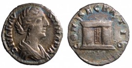 Faustina II, moglie di Marco Aurelio (147-175). Roma. Denario CONSECRATIO. AG gr. 3,34 mm 17,4. RIC 746; Alfa 138.487. MBB con bella patina iridescent...