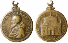 Papali. Pio V (1566-1572). Medaglia per la consacrazione della chiesa di Santa Croce a Boscomarengo; PRAEDICATORVM BOSCHEN SANCTE CRVCIS ORDINIS 1571;...