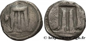 BRUTTIUM - CROTON
Type : Nomos ou statère 
Date : c. 500-480 AC. 
Mint name / Town : Crotone, Bruttium 
Metal : silver 
Diameter : 23,5  mm
Orientatio...