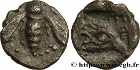 IONIA - EPHESUS
Type : Tetartemorion 
Date : c. 480-450 
Mint name / Town : Éphèse, Ionie 
Metal : silver 
Diameter : 6  mm
Orientation dies : 1  h.
W...
