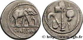 JULIUS CAESAR
Type : Denier 
Date : 49 AC. 
Mint name / Town : Gaule ou Italie 
Metal : silver 
Millesimal fineness : 950  ‰
Diameter : 18,5  mm
Orien...
