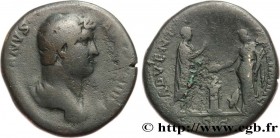 HADRIAN
Type : Sesterce 
Date : 136 
Mint name / Town : Rome 
Metal : bronze 
Diameter : 32,5  mm
Orientation dies : 6  h.
Weight : 25,69  g.
Rarity :...