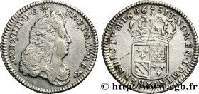 LOUIS XIV "THE SUN KING"
Type : Huitième d'écu de Flandre 
Date : 1686 
Mint name / Town : Lille 
Quantity minted : 210750 
Metal : silver 
Millesimal...