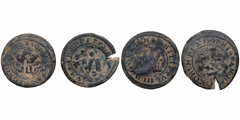 1597-1601. Felipe IV (1621-1665). Lote de dos monedas: 2 marevedis resellados. A...