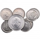 1949*50 y 1957 de *60 a *62 y *64 a *75. Franco (1939-1975). Lote de 16 monedas de 5 pesetas. Cu-Ni. Sacada de sus respectivos cartuchos . SC. Est.80.