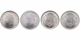 1975*77. Juan Carlos I (1975-2014). 2 monedas de 5 Pesetas. Cu-Ni. Error mayor diametro y menor grosor acompañada con 1 normal . SC. Est.70.