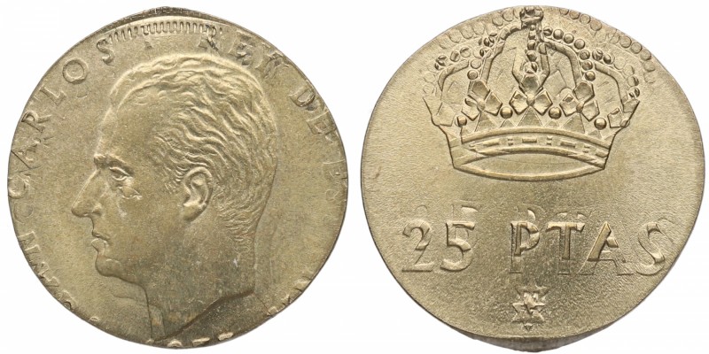 1975*77. Juan Carlos I (1975-2014). 25 Pesetas. Cu-Ni. Error acuñacion en cospel...