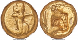 ACHAEMENID PERSIA. Darius I-Xerxes I (ca. 505-480 BC). AV daric (15mm, 8.33 gm). NGC Fine 4/5 - 4/5. Persian king or hero, wearing cidaris and candys,...